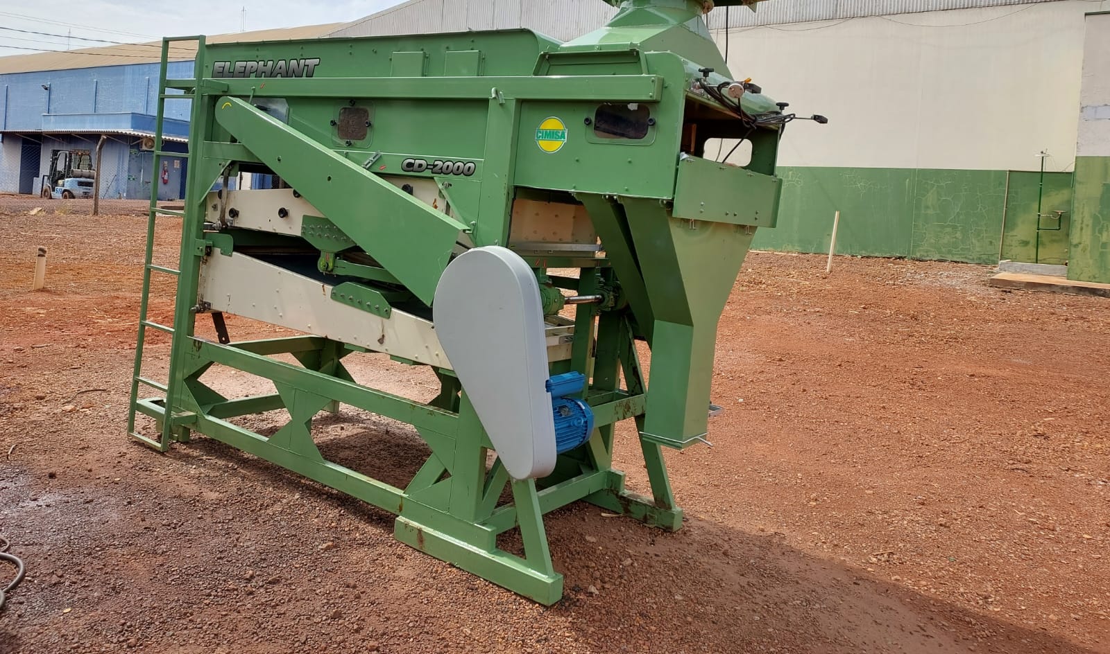 PRÉ LIMPEZA CLASSIFICADOR E PADRONIZADOR DE CEREAIS CIMISA CD 1000 ANO 2013