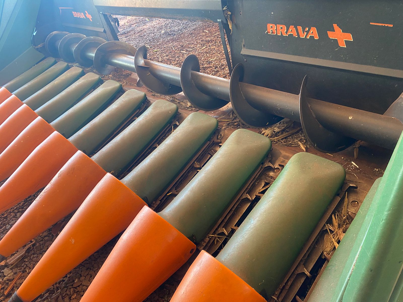 Plataforma Stara Brava+ com 11 linhas de 0,45 ano 2016.