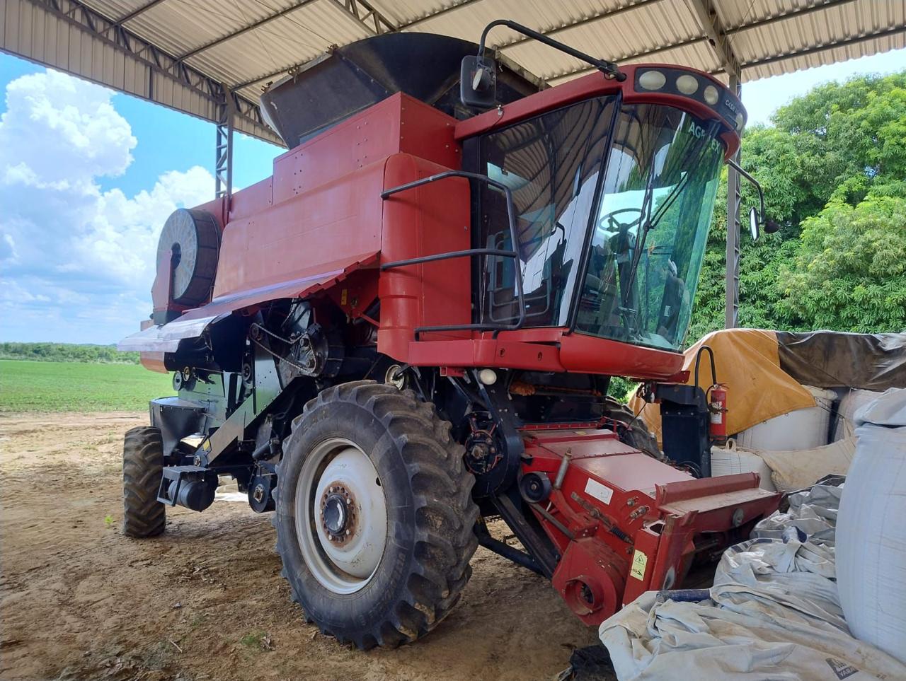 COLHEITADEIRA CASE 2688 ANO 2015