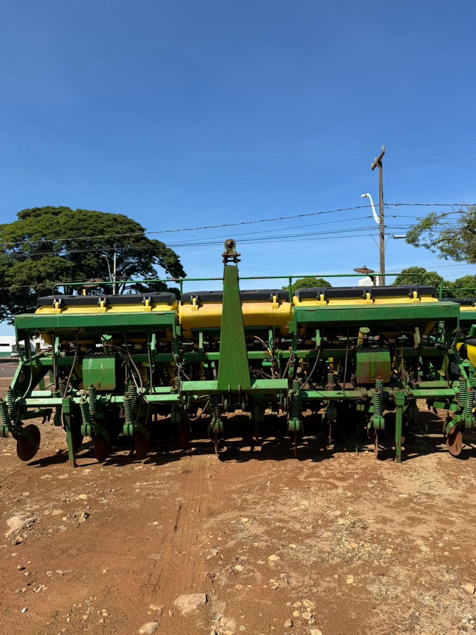 Plantadeira John Deere 1113 – 12x50 – Pantográfica