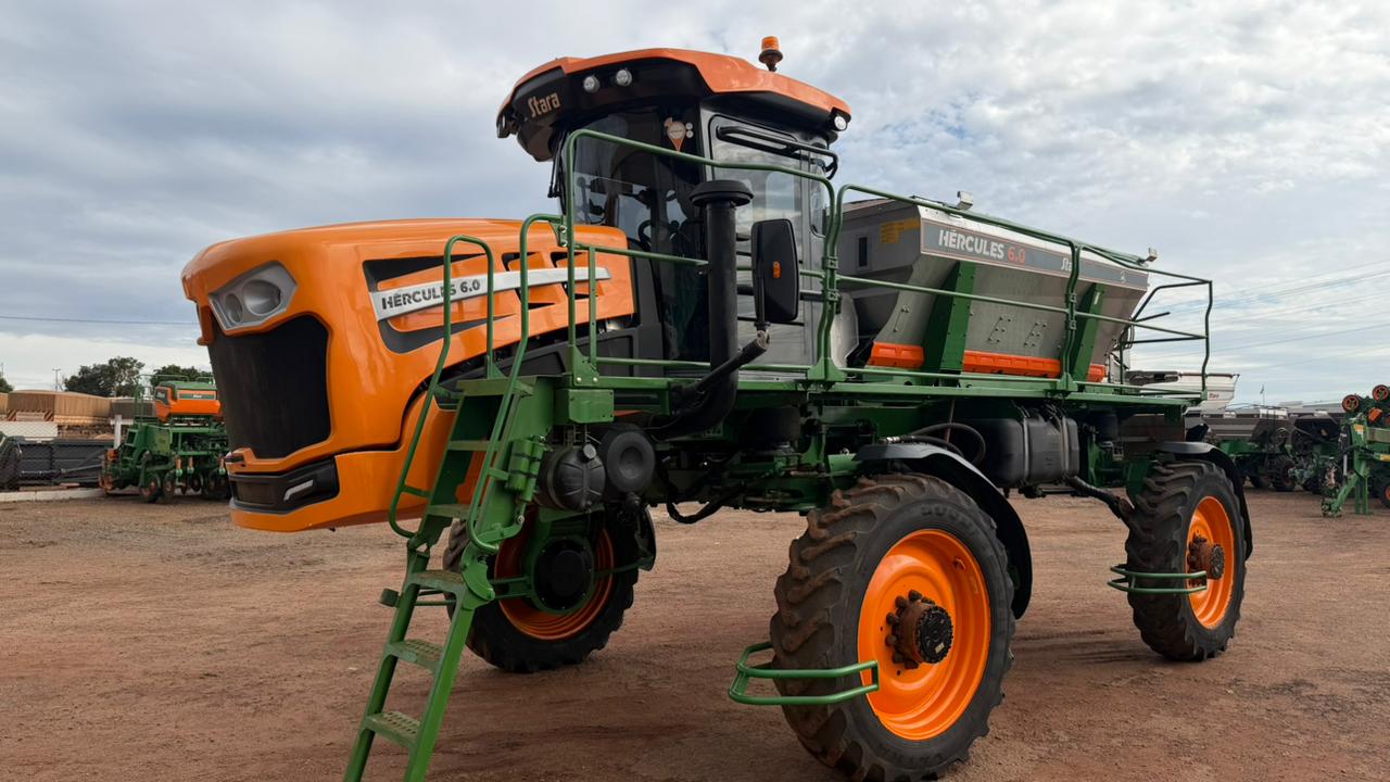 DISTRIBUIDOR AUTOPROPELIDO MODELO HÉRCULES 6.0, MARCA STARA, ANO 2021