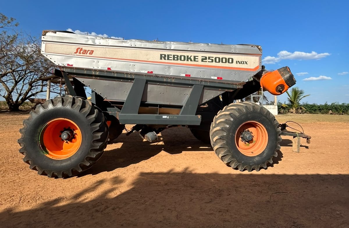 CARRETA GRANELEIRA, MODELO REBOKE 25000 INOX,ANO 2014- Valor a vista: R$ 150.000,00