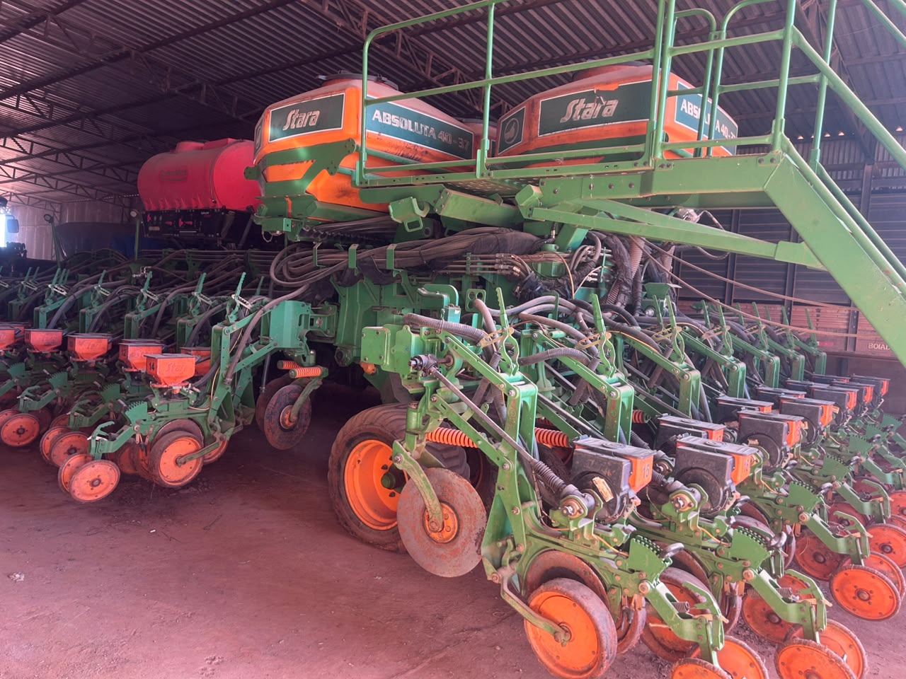 Absoluta 37-40