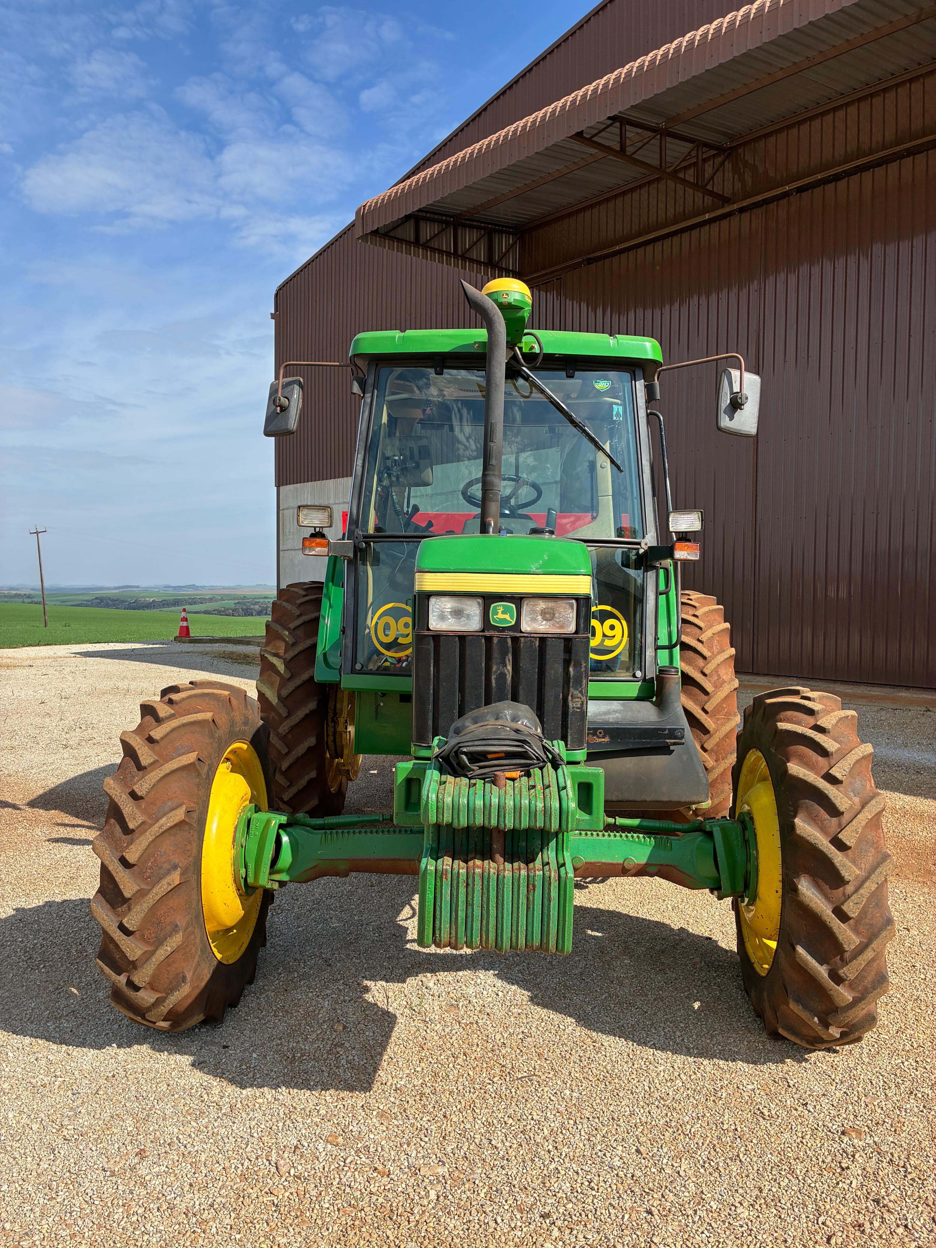 TRATOR JOHN DEERE 6405
