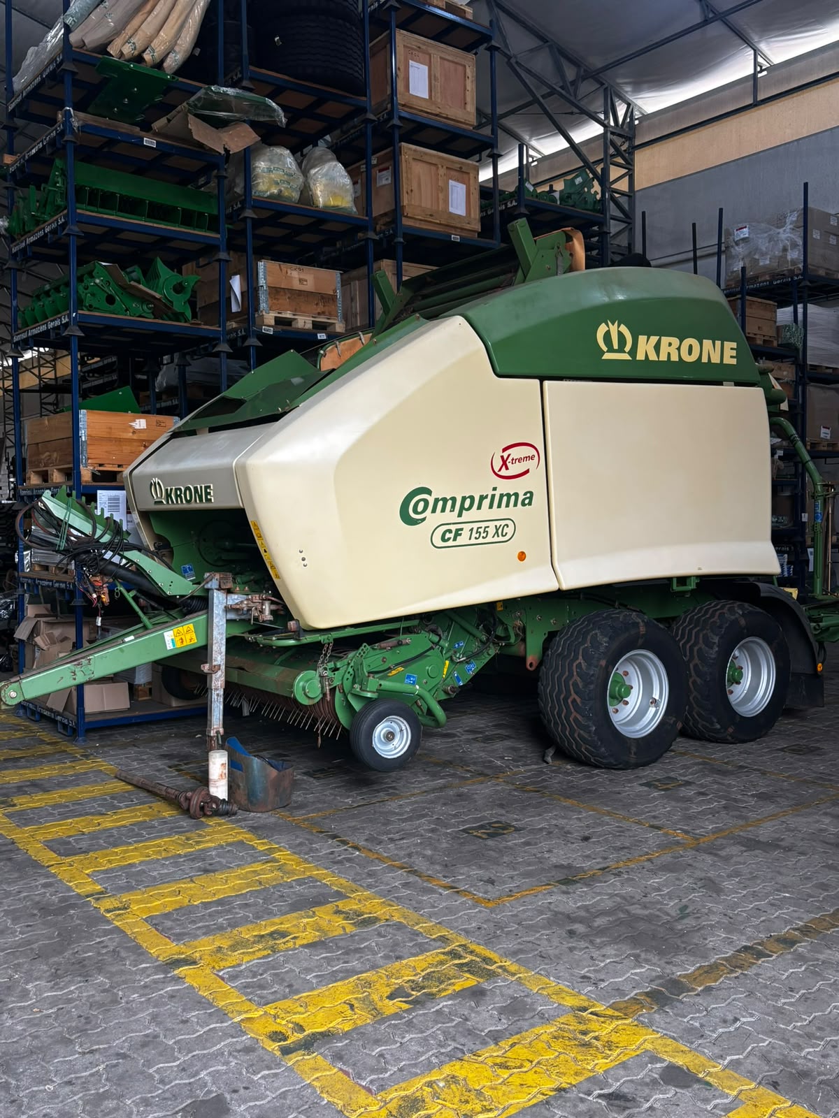 Enfardadora Krone Comprima CF 155XC X-Treme, ano 2016