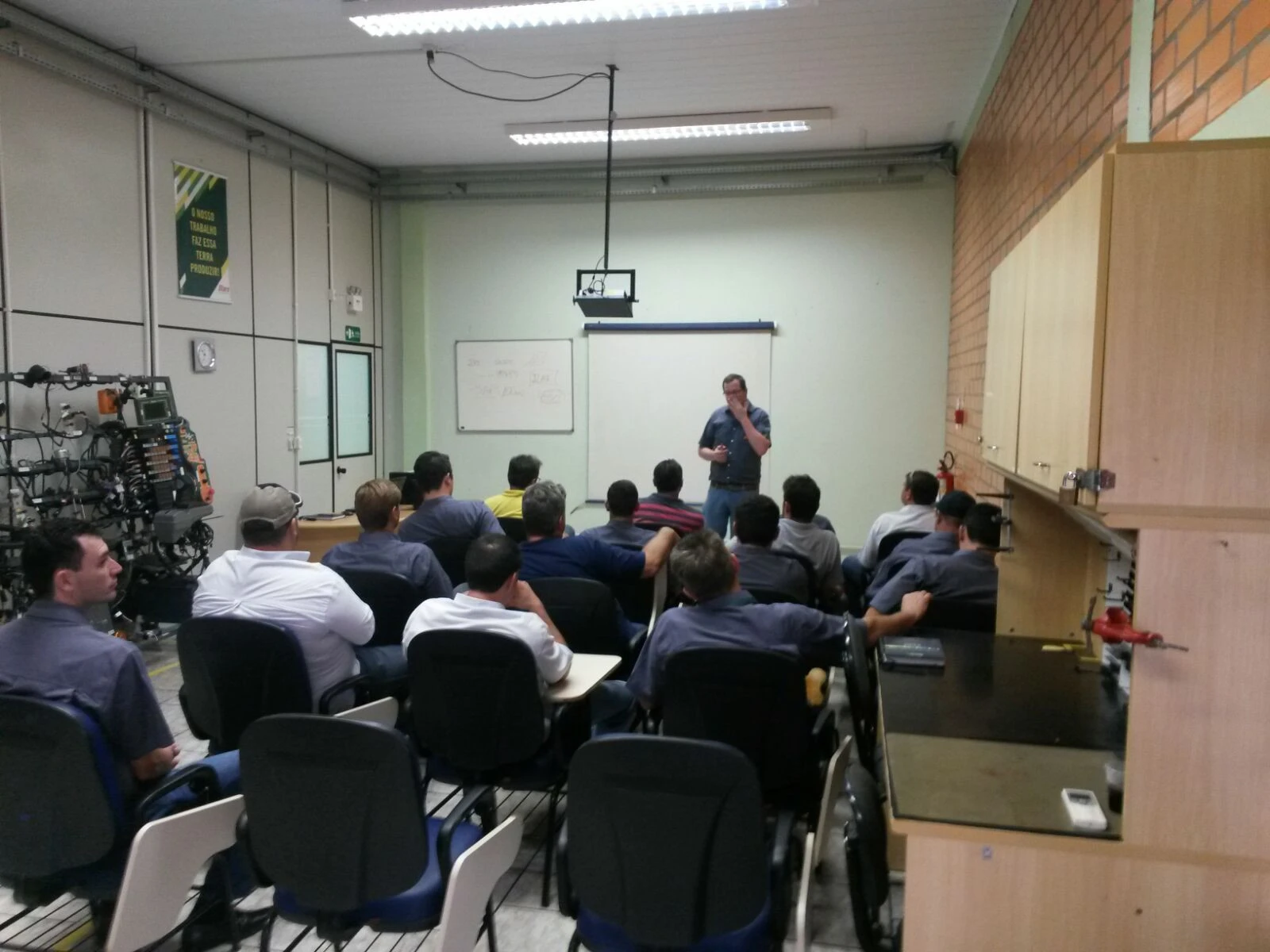 IMG-20151127-WA018