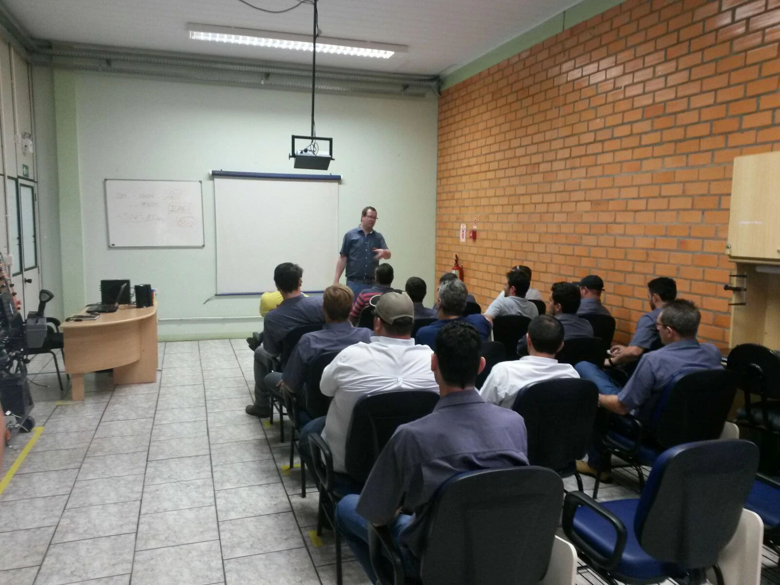 IMG-20151127-WA019