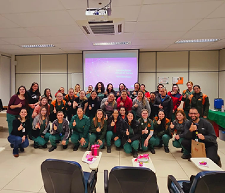 Outubro Rosa: Stara realiza palestras especiais para colaboradoras
