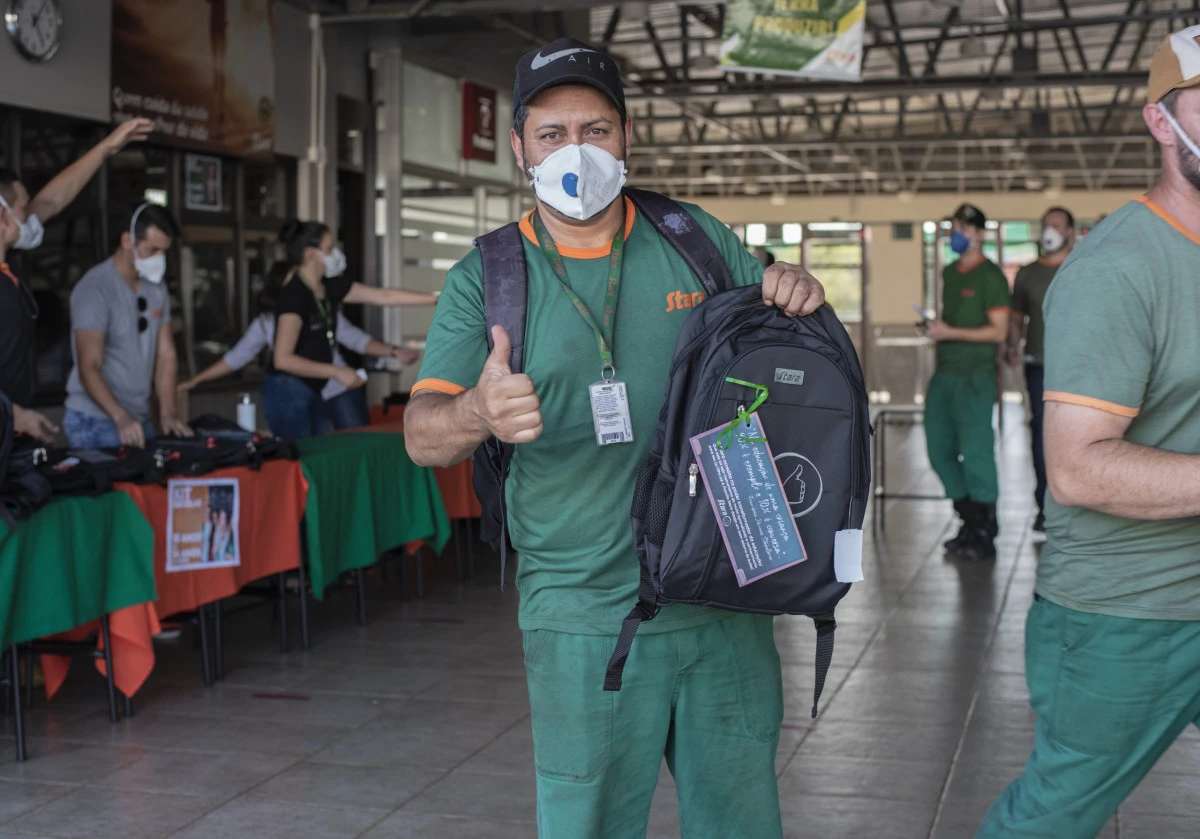 Stara provides school supply kits to employees’ children