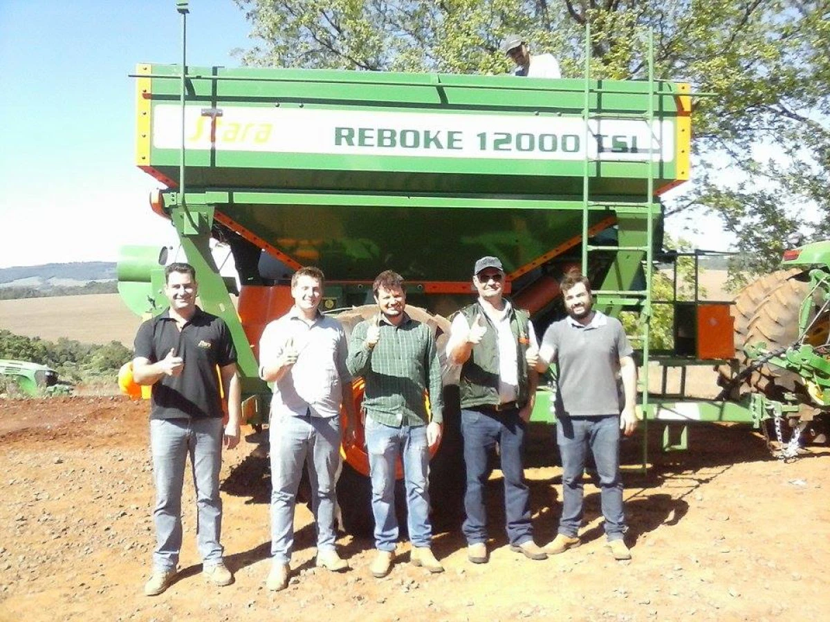 Concesionaria Oeste Máquinas entrega Reboke 12000 TSI