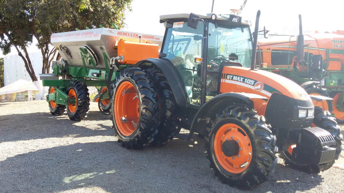Revenda Agrimaq participa de la feria Expo Mutum 2015