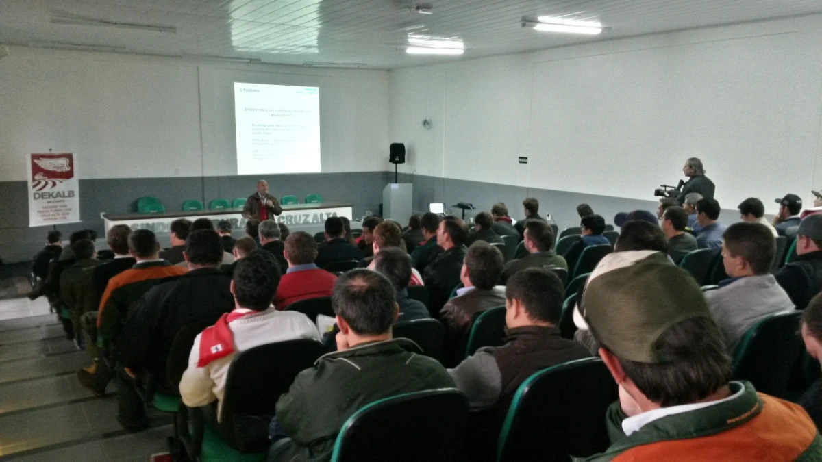 Stara participa de evento do Clube da Irrigação em Cruz Alta, RS
