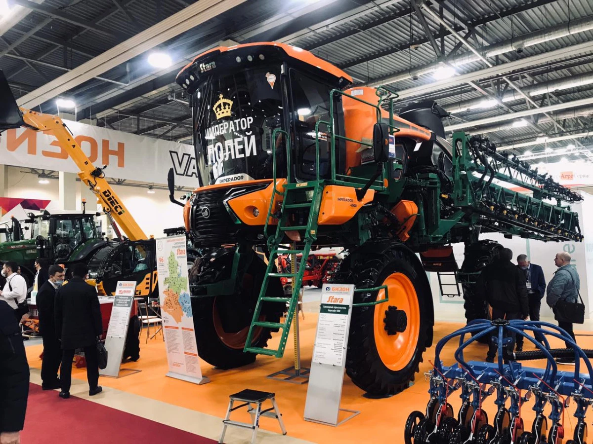 Feria agrícola en Rusia cuenta con participación de Stara