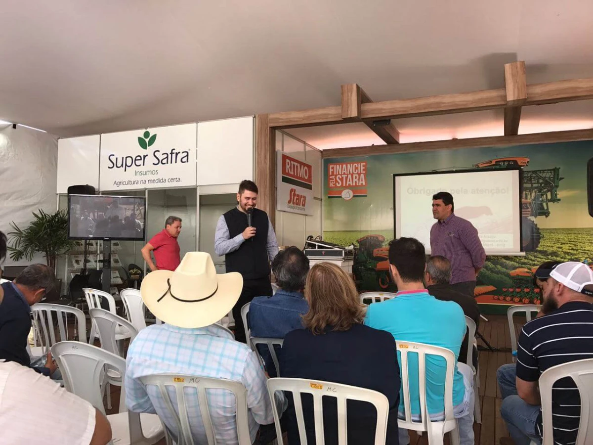 Concesionaria Ritmo participa de feria en Catalão, GO