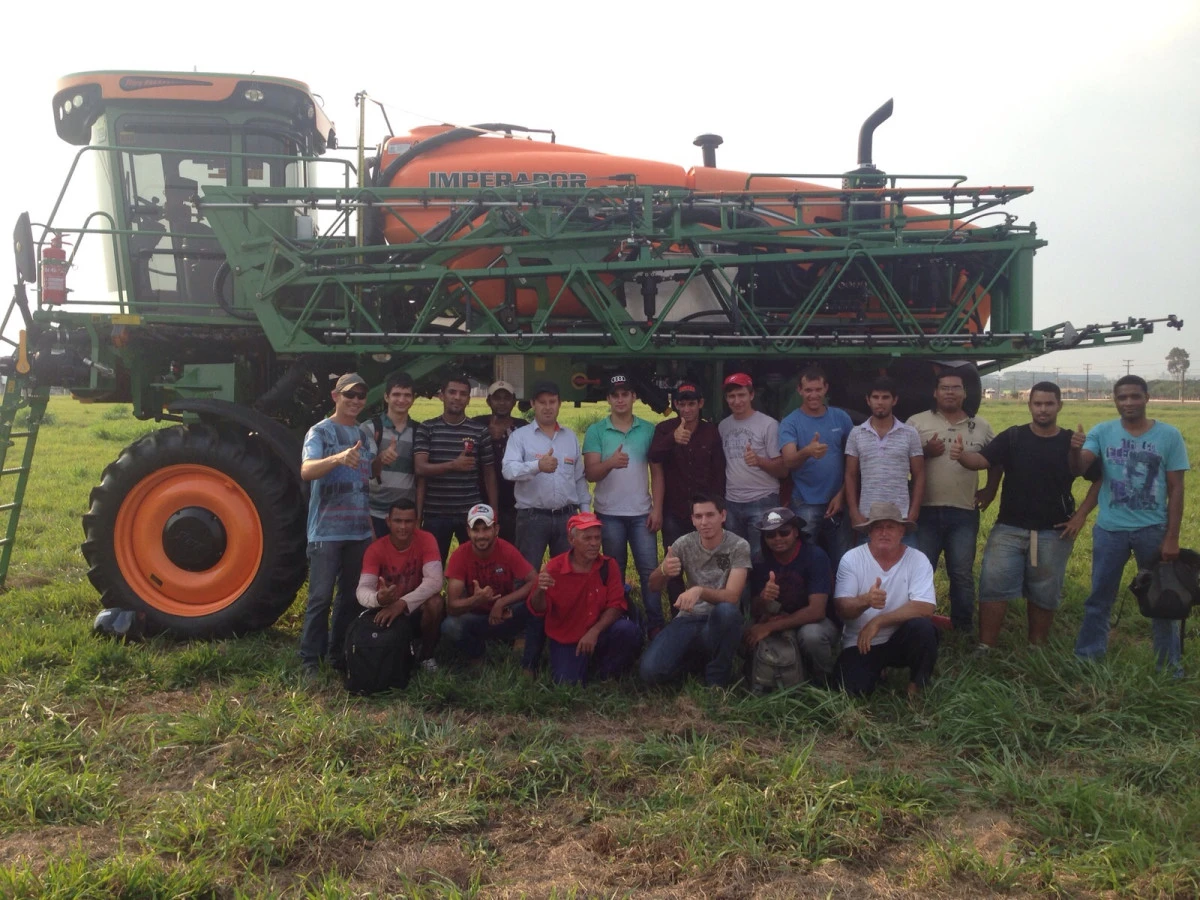 Concesionaria Agriterra participa de entrenamiento
