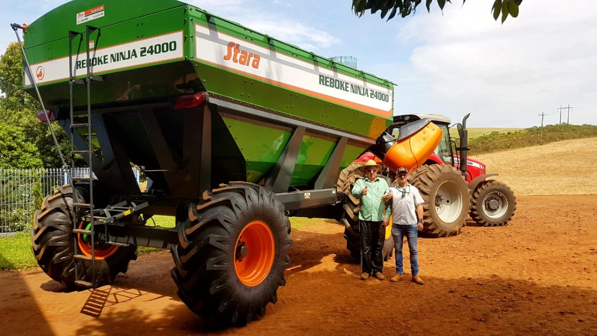 Concesionaria Plantiagro entrega una Reboke Ninja 24000 en Carazinho, RS