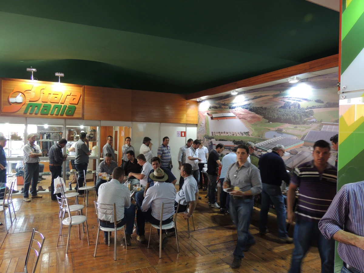 Stara celebra 55 años en la inauguración de la Expointer