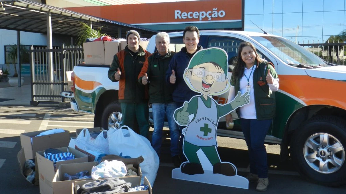 Stara realiza entrega de doações da Campanha do Agasalho 2016