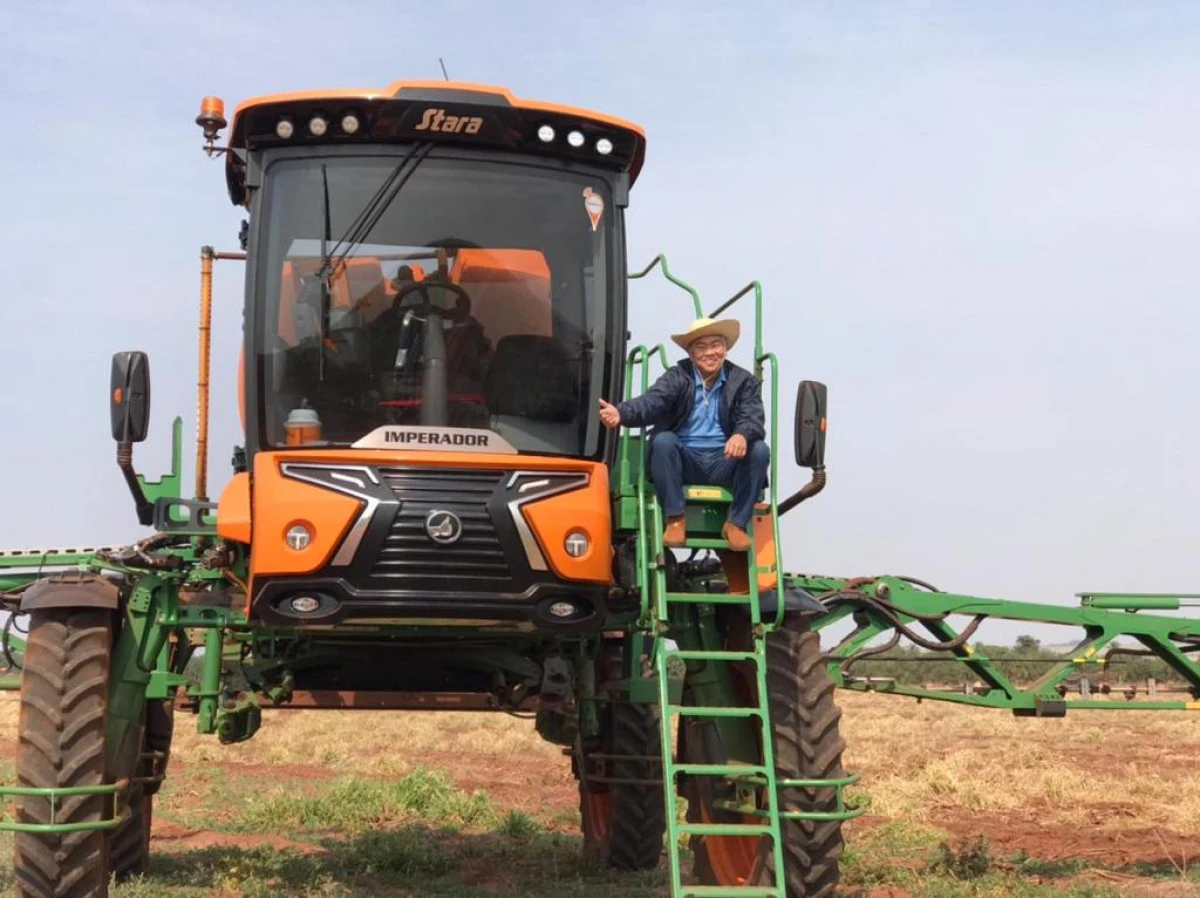Revisão Programada: “profissionais que conhecem a máquina agrícola"