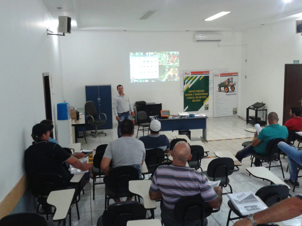 Agriterra dealership conducts training of controllers