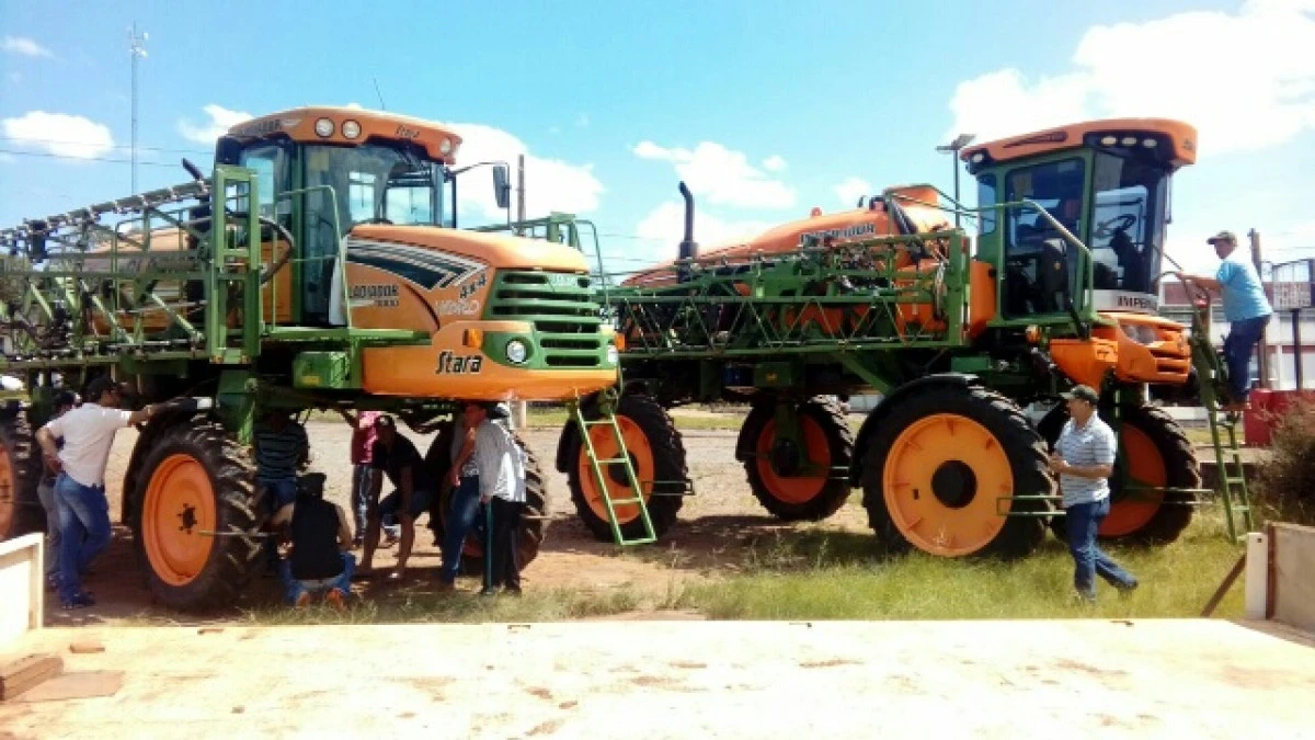 Concessionária Coimpel realiza treinamento para operadores em Cruz Alta, RS