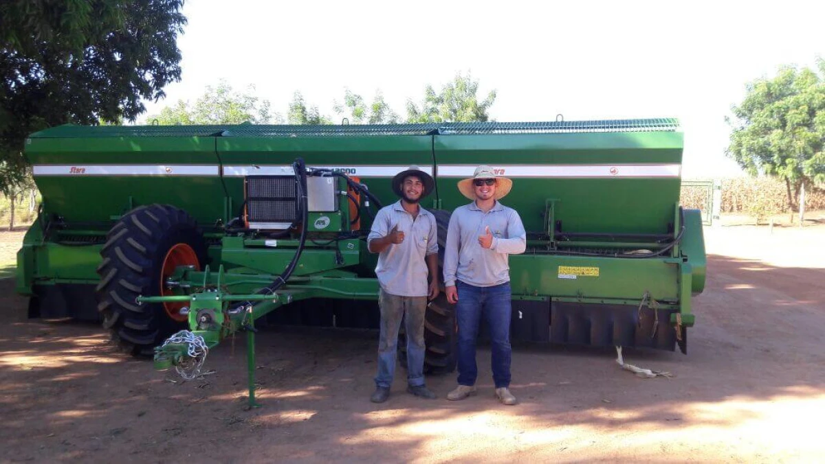 Concesionaria Agriterra realiza la entrega de Bruttus en Lucas do Rio Verde, MT