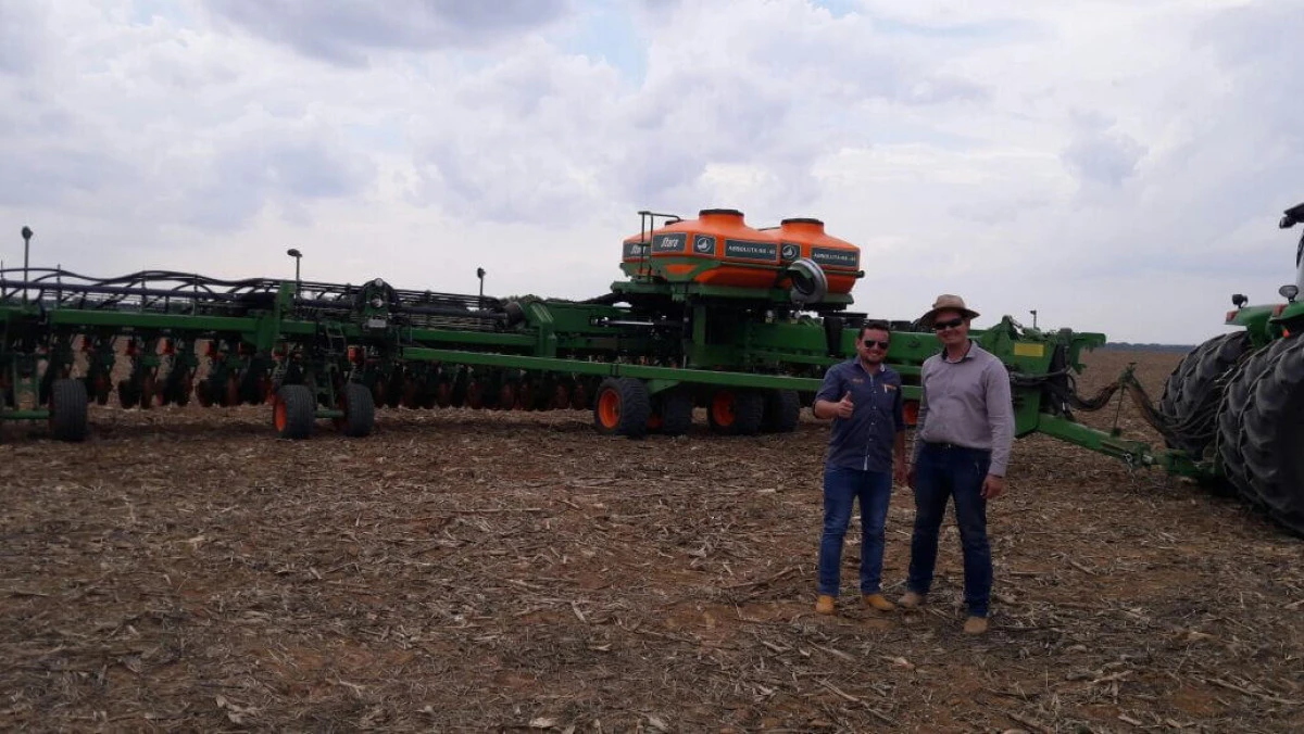 Concesionaria Agriterra hace la entrega de Absoluta 41 en Lucas do Rio Verde, MT