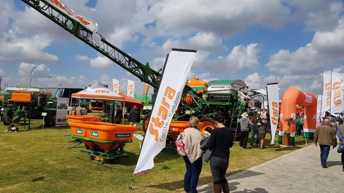 Stara participa del Nampo Harvest Day en África do Sul
