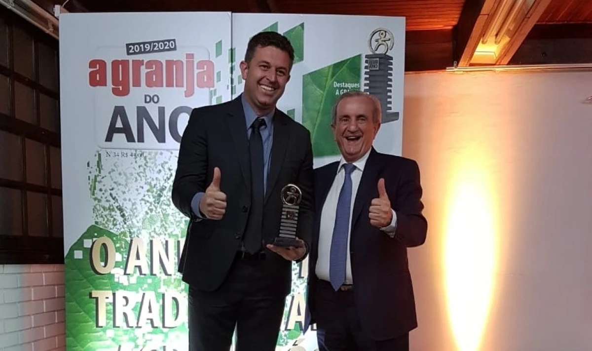Stara recebe premiação por plantadeiras na Expointer 