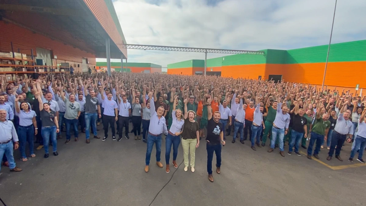 Stara compartilha resultados recorde do PLR com seus colaboradores
