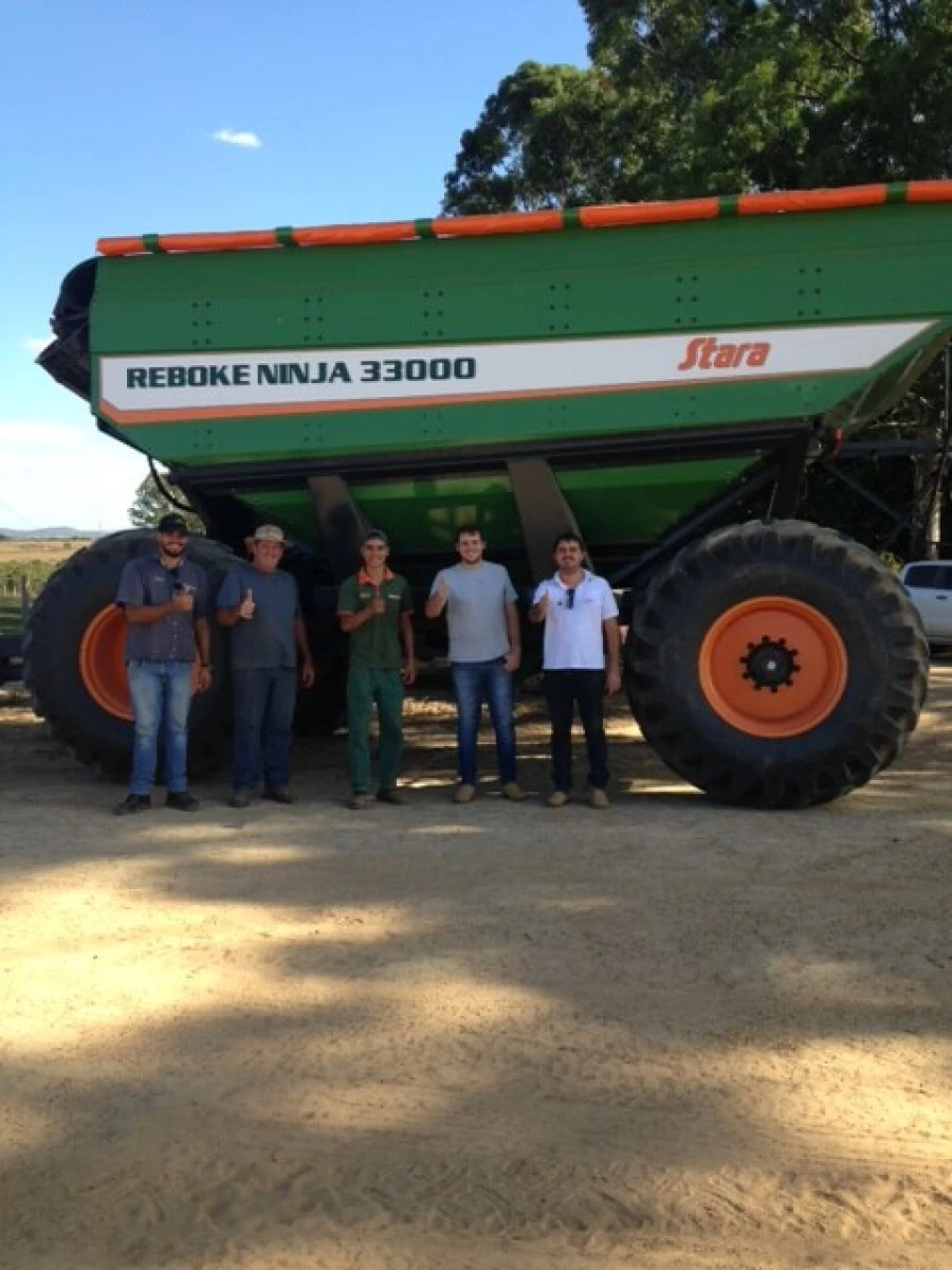 Cerrado Máquinas hace la entrega de Reboke 33000 en Paranatinga, MT