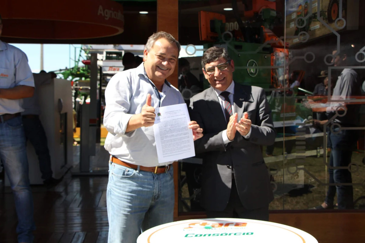 Stara e UPF Parque firmam parceria durante a Expodireto
