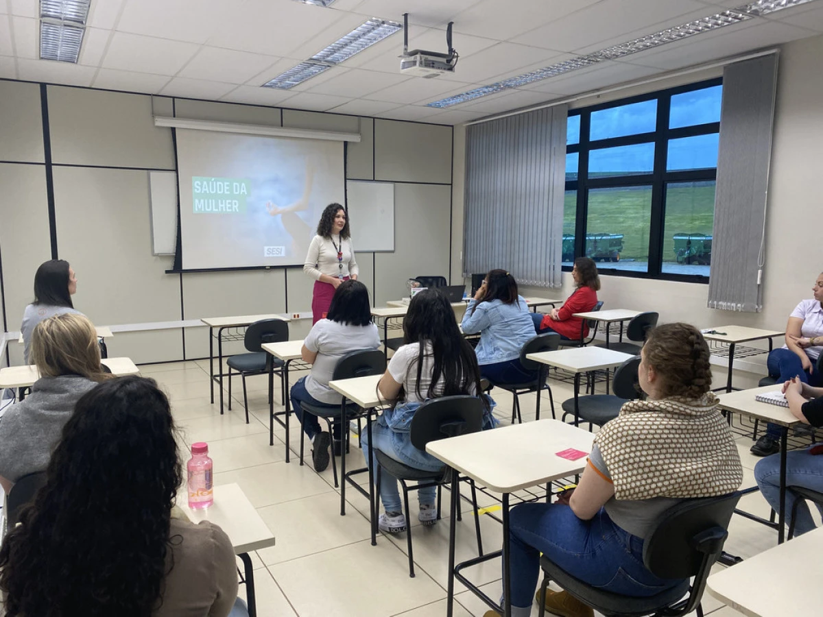 Palestras marcam campanha Outubro Rosa na Stara