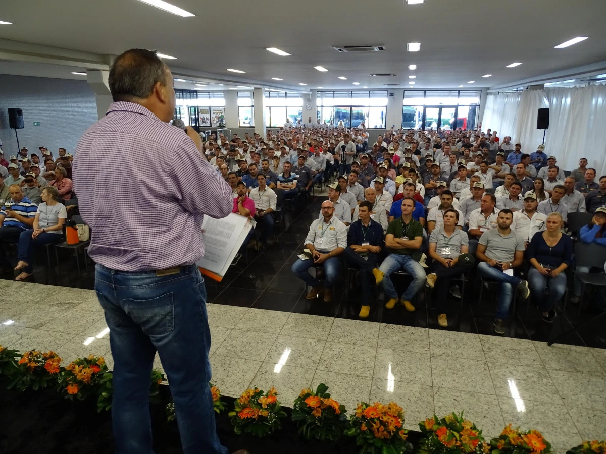 Stara realiza a 9ª Convenção de Revendas e Concessionárias Stara