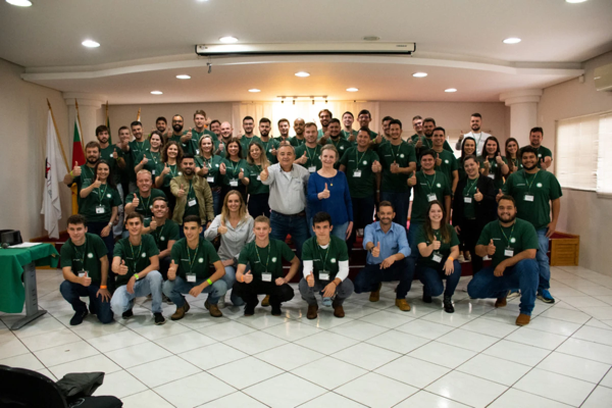 Stara reúne sucessores das concessionárias em grande evento