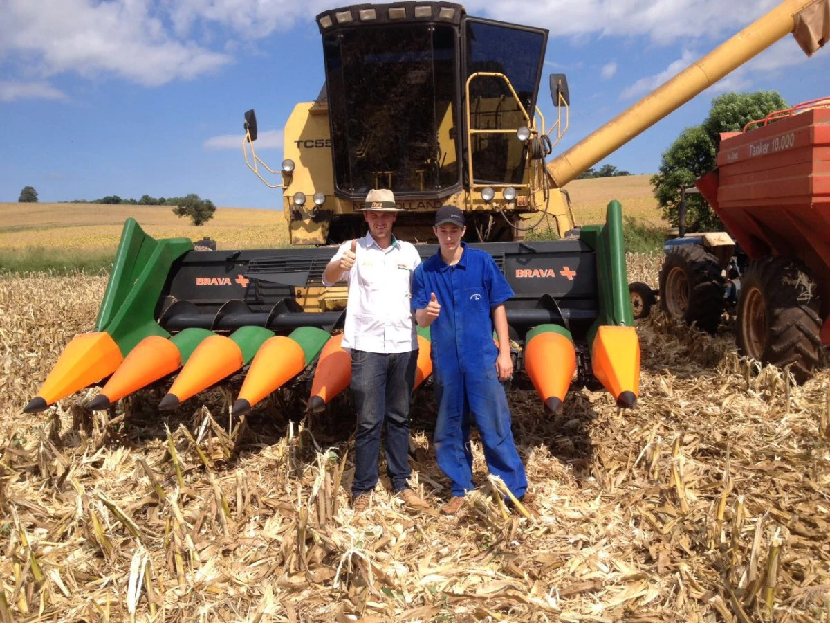 Concessionária Rota Agrícola realiza entrega de Brava + em Tapejara, RS