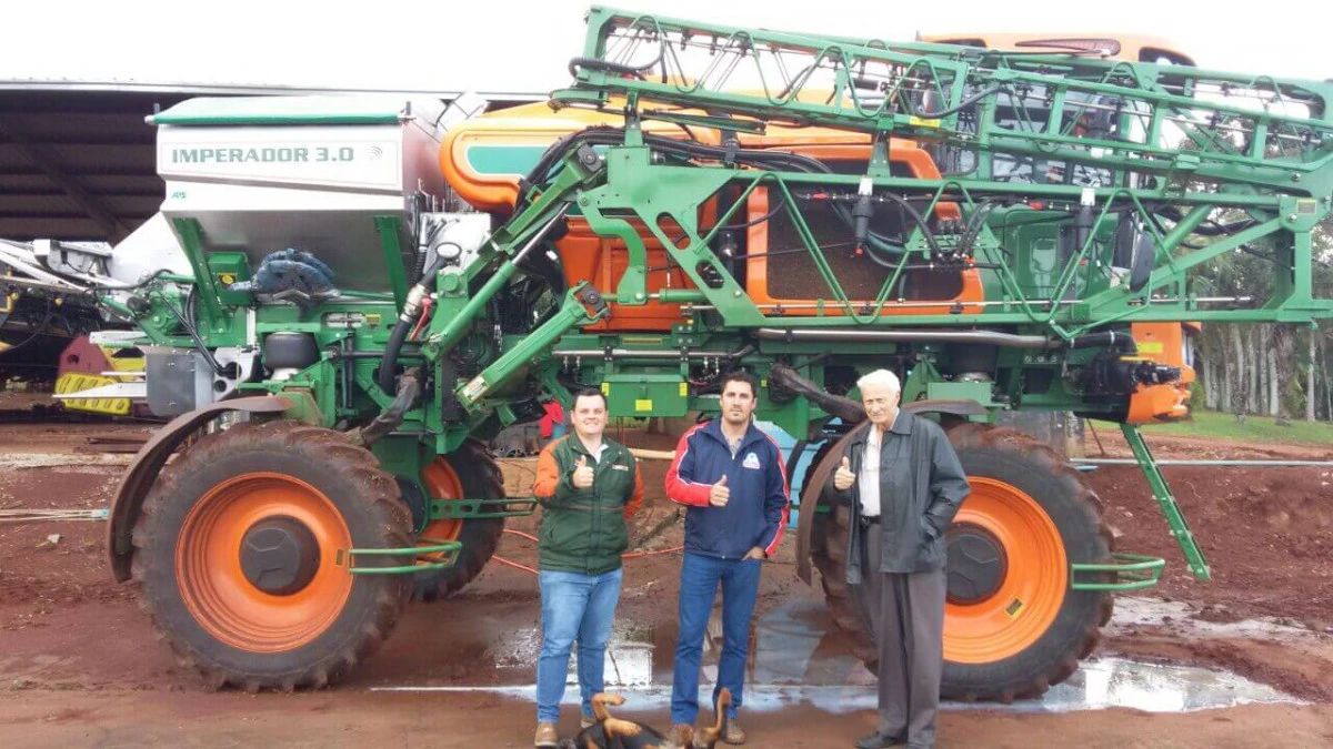 Concessionária Agricenter realiza entrega de Imperador 3.0 em Erval Seco, RS