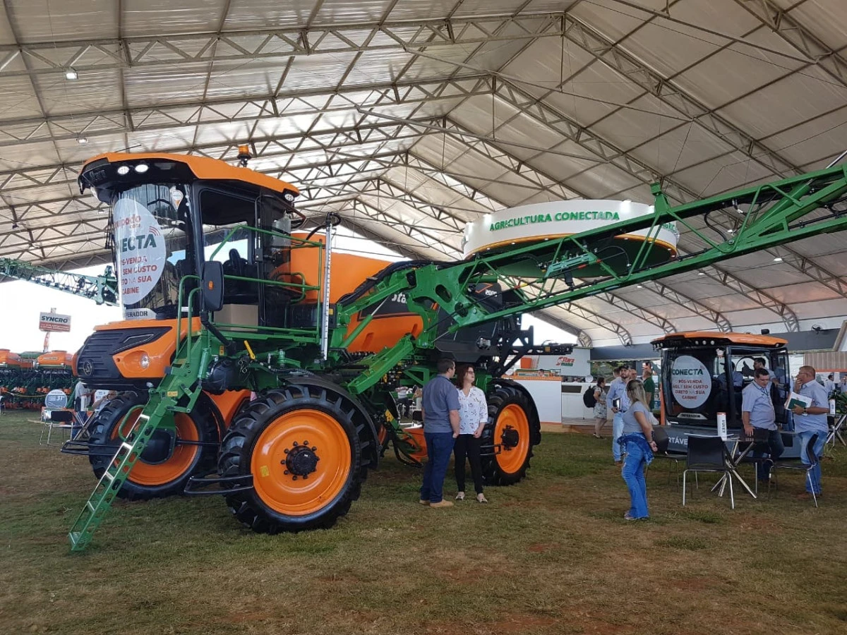 Stara apresenta seu novo Imperador na Expodireto