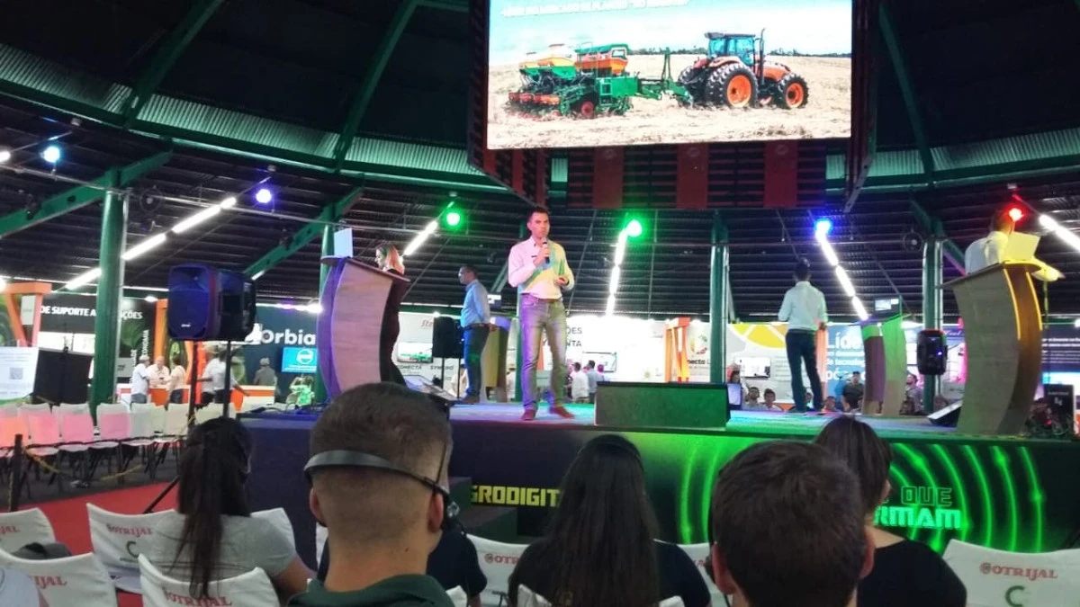 Agrônomos da Stara palestram na Arena Agrodigital