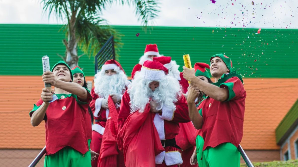 Magia do Natal toma conta da Stara na Festa de Natal das Crianças