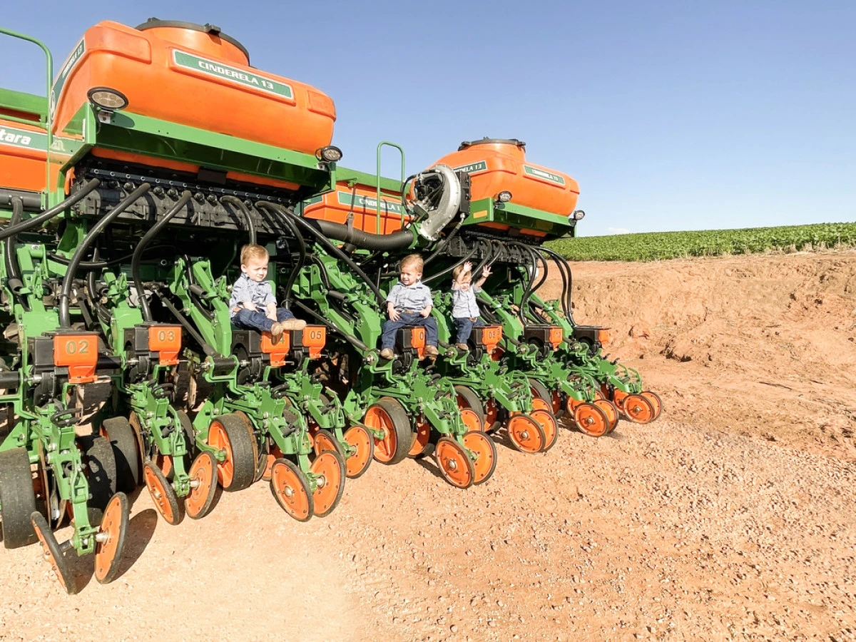 1,2,3: amor pela agricultura em dose tripla 