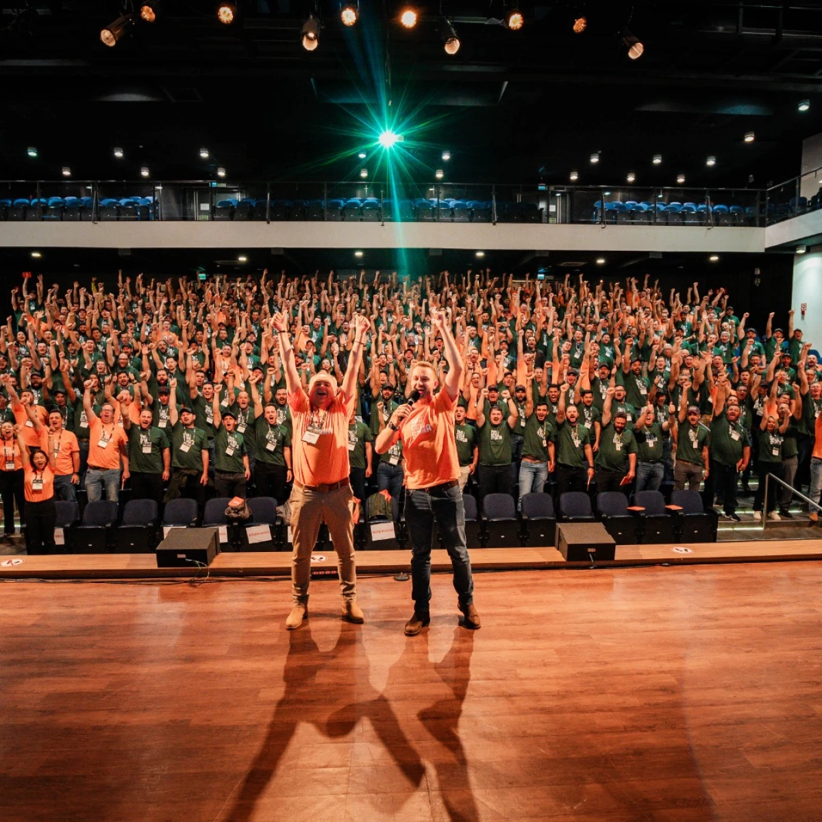 Stara realiza 2º Encontro de Vendedores